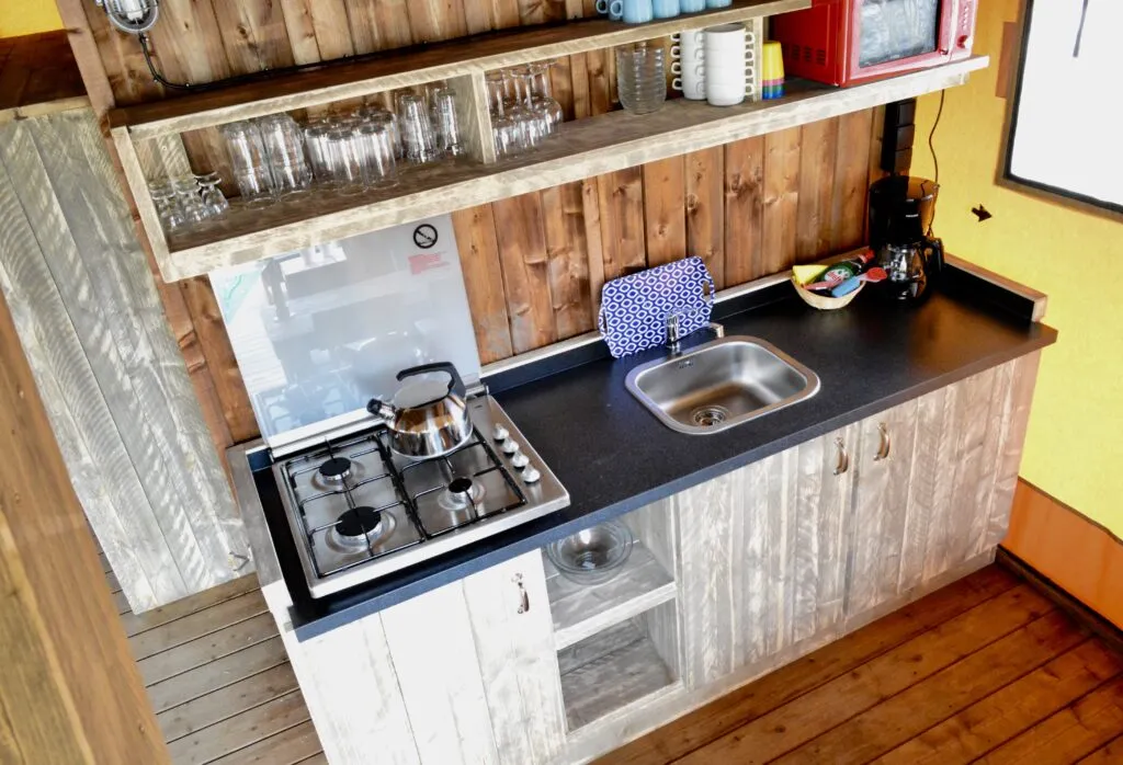 Safaritent aan zee huren nederland